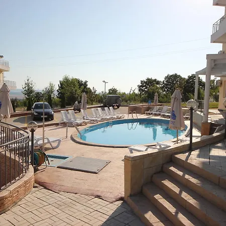 Lägenhet Menada Sunset Kosharitsa