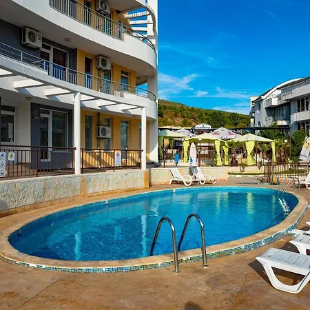 Menada Sunset Lägenhet *