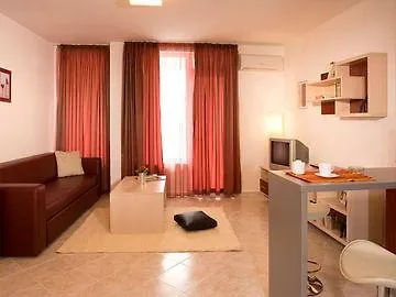 Menada Sunset * Kosharitsa