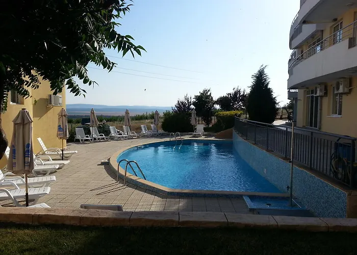 Menada Sunset * Kosharitsa